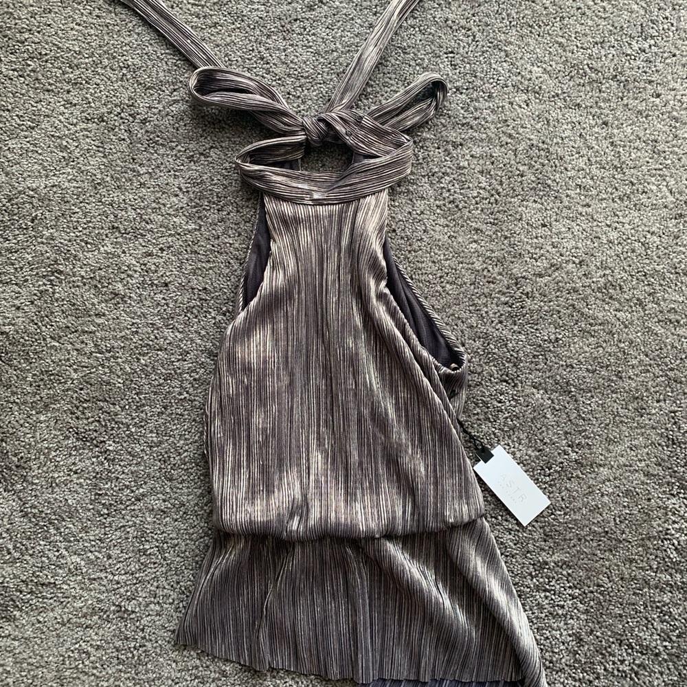 ASTR high neck top size small